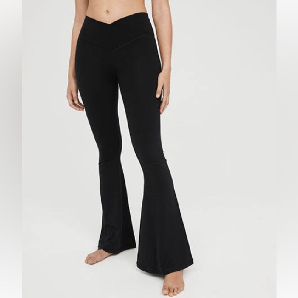 OFFLINE by aerie flare leggings